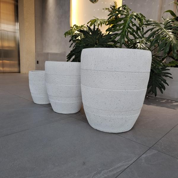 Texture Round Fiber Clay Planter Hand Carved for Indoor / Outdoor Decor