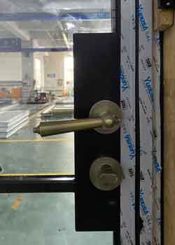 Elegant French Swing Door with 6063-T5 Aluminum Alloy and 8mm Tempered Glass Featuring Silent Sealing Design