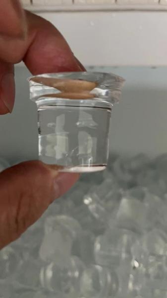 Máquina de fazer gelo cilíndrica elétrica comercial 28kg/24Hrs estilo moderno Operação simples