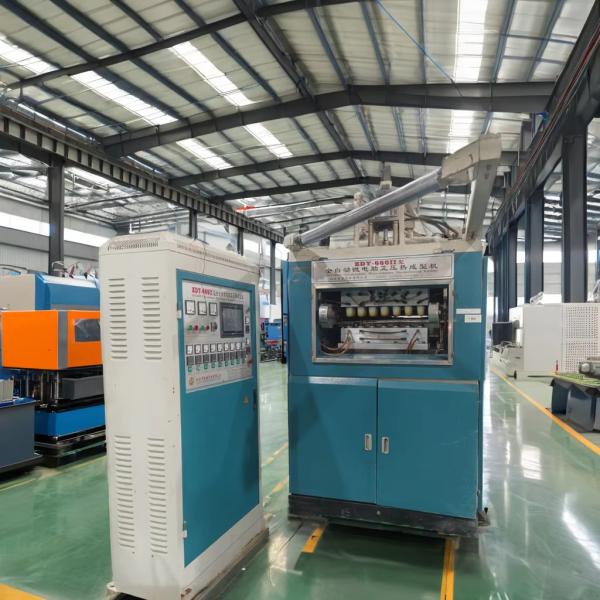 Industry 8000kg Plastic Thermoforming Machine for Packaging Solutions