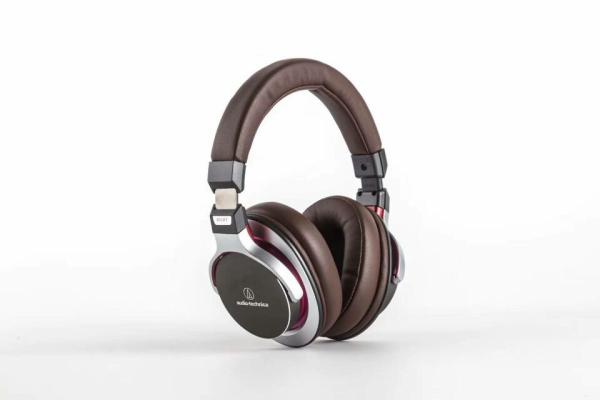 Audio-Technica ATH-MSR7 Over-Ear High-Resolution Headphones Unboxing from Golden Rex Group Lts