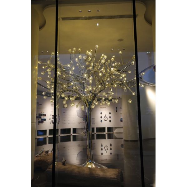Luxury Hotel Lobby Decor: Custom - Made Stainless Steel Crystal Tree Sculpture