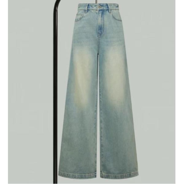 Loose-fit wide-leg design with mid-high waist