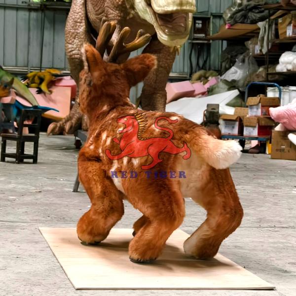新しいリアルなアニマトロニクスリモコン歩行ロボット動物トナカイロボット犬