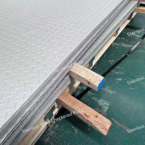 304 Stainless Steel Checkered Plate Thickness 3.0mm 4.0mm 5.0mm 6.0mm For Floor