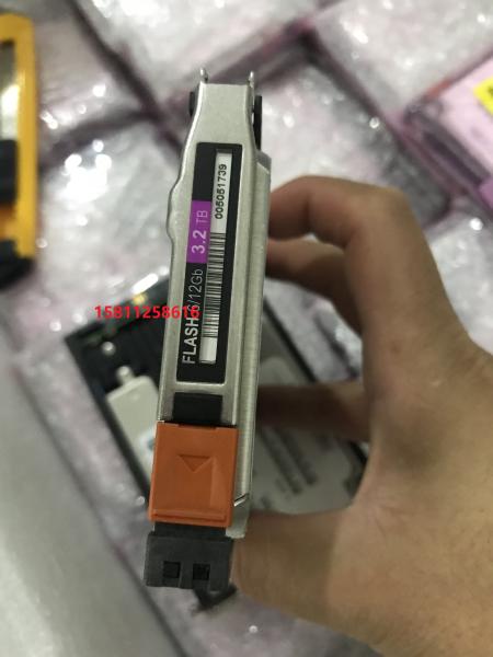 DELL EMC Unity Storage D3-2S15-600 マックスドライブ 12Gb あなたのビジネス成長のための究極のデータストレージソリューション