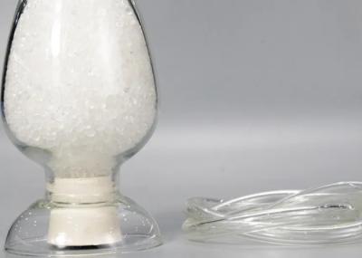 O PVC alto da transparência combina para a resistência fria da mangueira de jardim