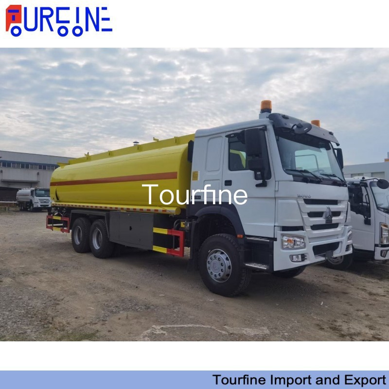 SINOTRUK HOWO 25000L Fuel Tank Truck With Fuel Dispenser 6X4 Diesel Oil Transport Tanker Truck For Sale