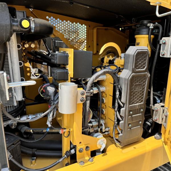 Used Cat Excavator: 307.5 – Compact & Reliable Pre-Owned Mini Excavator for Small Projects