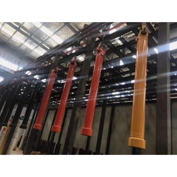 4.5 Cubic Meters Reinforced Rock Bucket with Hydraulic Cylinder Head and Diesel Engine
