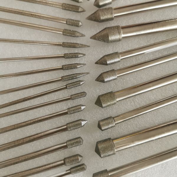 Custom-Made 8*6*10*70mm  120° D126 Electroplated Grinding Bits For Cemented Carbide