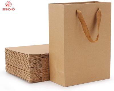 Malote ereto de papel colado de 30cm com punhos torcidos