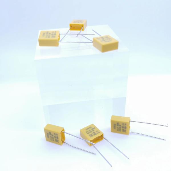 Resistive And Capacitive Pressure Relief Capacitor 0.1UF 310V P7.5MM Yellow Color