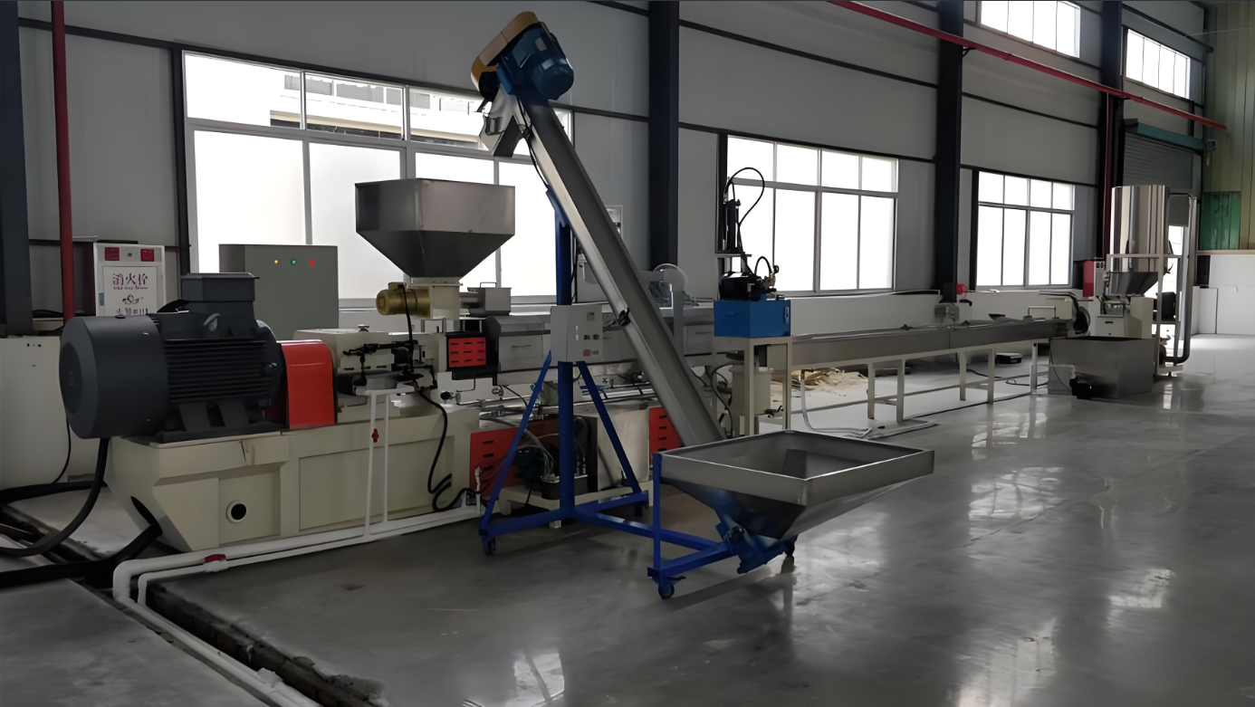 JCD-75C  800-1500kg Co-rotating Twin Screw Extruder For Engineering Plastic Modification