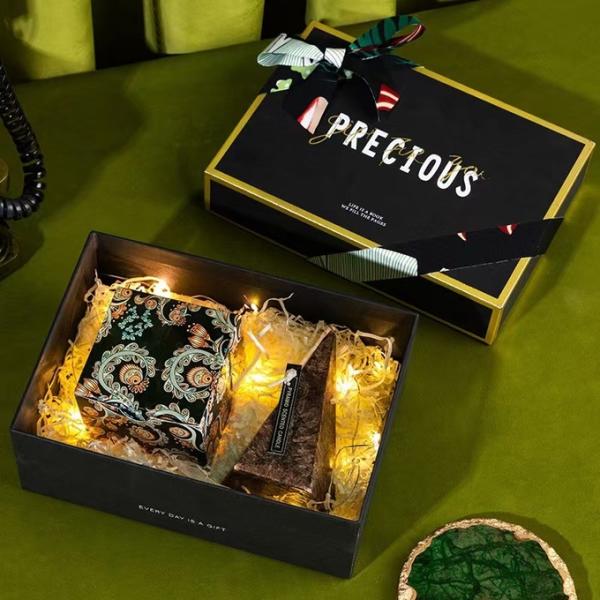 Крышка пятна коробки оптового черного подарка картона упаковывая УЛЬТРАФИОЛЕТОВАЯ поверхностная и низкопробная подарочная коробка