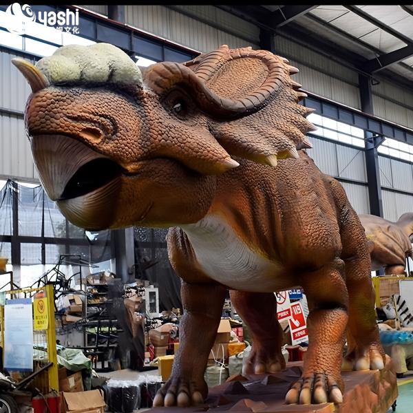 Realistic Triceratops Sculpture Waterproof for Jurassic Dinosaur Park Display