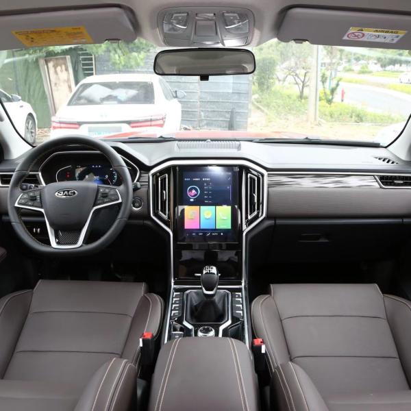 2023 2.0T Manual Diesel Four-Drive Pickup with 5 Seats and 4 Doors Turbocharged Car