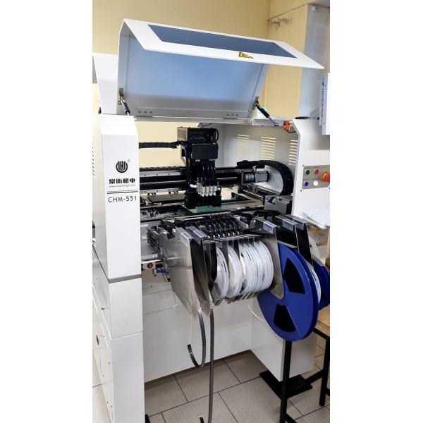 0201 BGA que monta 4 picaretas pequenas de SMD das cabeças e máquina CHM-551 CPK≥1.0 do lugar