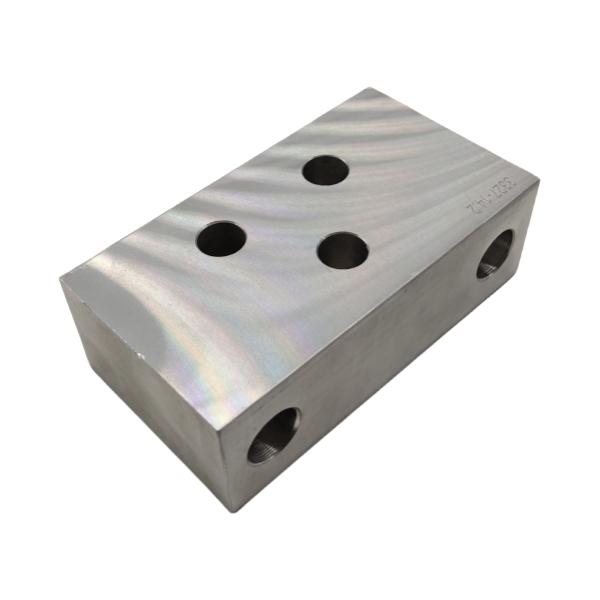 Partes de aluminio de fresado CNC de alta precisión con superficies mecánicas