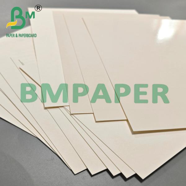 70x100cm PET papier laminé kraft carton pour restaurant 24pt