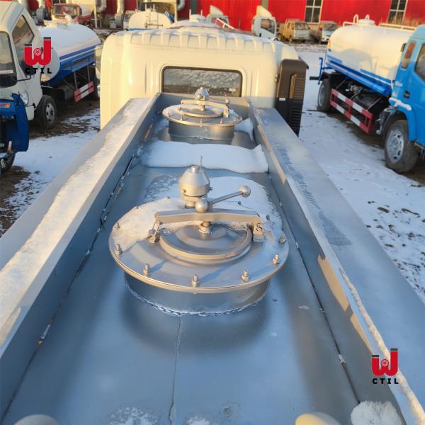 тележка танка 4000l 4x2 дозаправляя