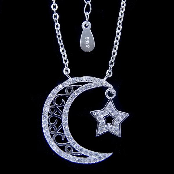 Customized Dolphin Love Shape Ocean Animal Letter Necklace Silver White Gold Plating