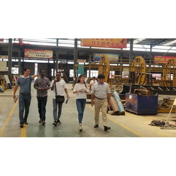 Высокая полезная нагрузка Aotong Гидравлическая система рулевой рампы низкая кровать полуприцеп грузовик 9м 13м