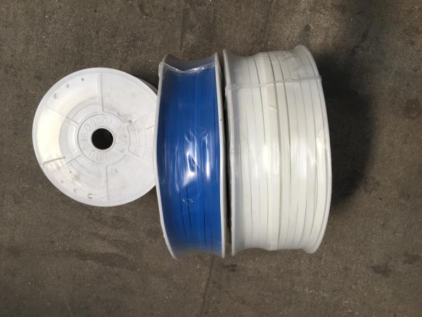 Guide à haute résistance d'unité centrale et de PVC de force dans la couleur bleue pour l'industrie de transmission
