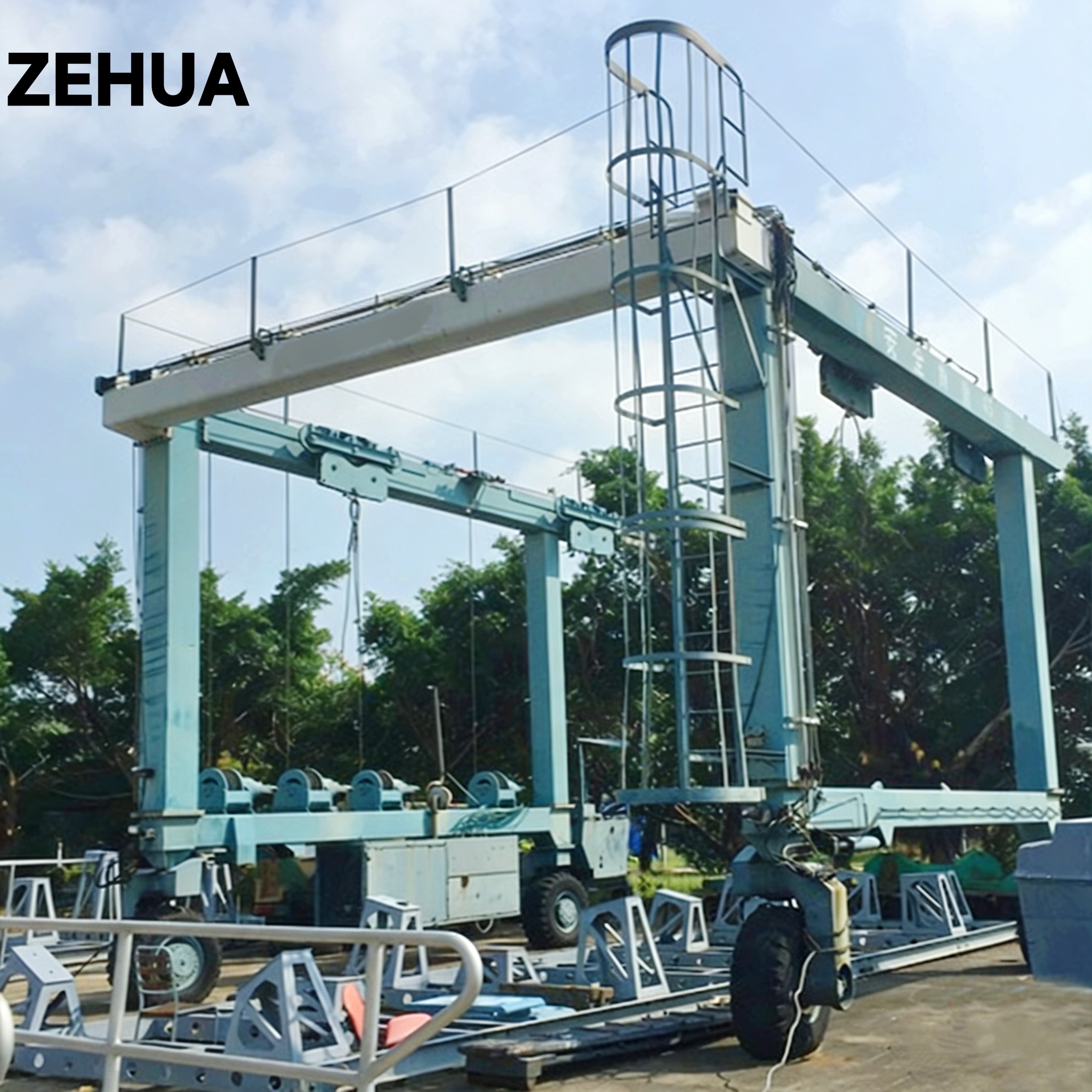 High-quality Factory Direct Sale 100t 200t 300t Yacht Crane Electric Hoist Boat Lifting System