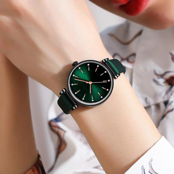 Alloy Quartz Women'S Leather Cuff Watch Leather Strap Luxury Ladies Watches