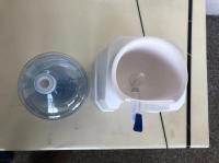 Poder branco pessoal de Mini Water Cooler Dispenser No