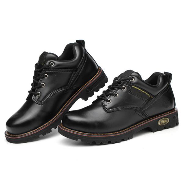 Безопасные ботинки с стальной крышкой на ногах и стальной средней подошвой