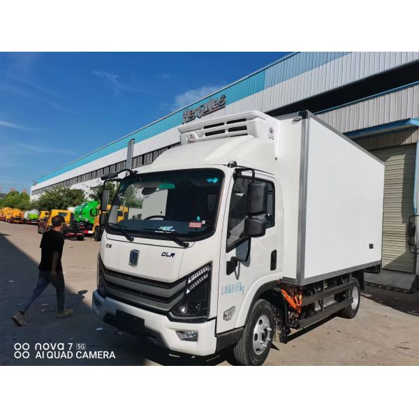 HT-1100 Engine-Driven Refrigeration Unit for Large Refrigerated Trucks with Direct Engine Drive and 52m³ Box Volume Capacity
