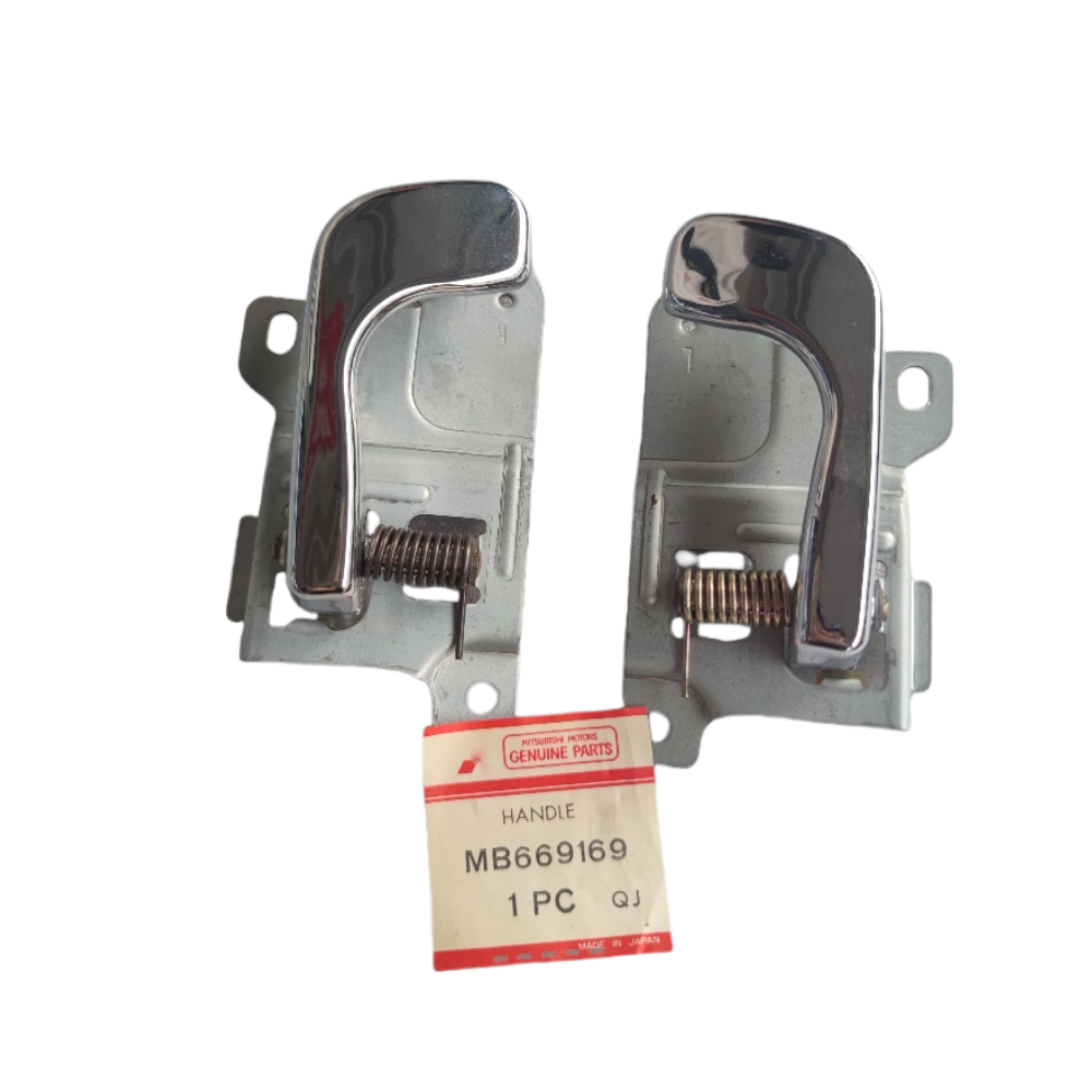 MB669169 New High Quality Replacement Interior Door Handles & Mitsubishi Pajero Montero Shogun V31 V32 V33 V43 Body Kit
