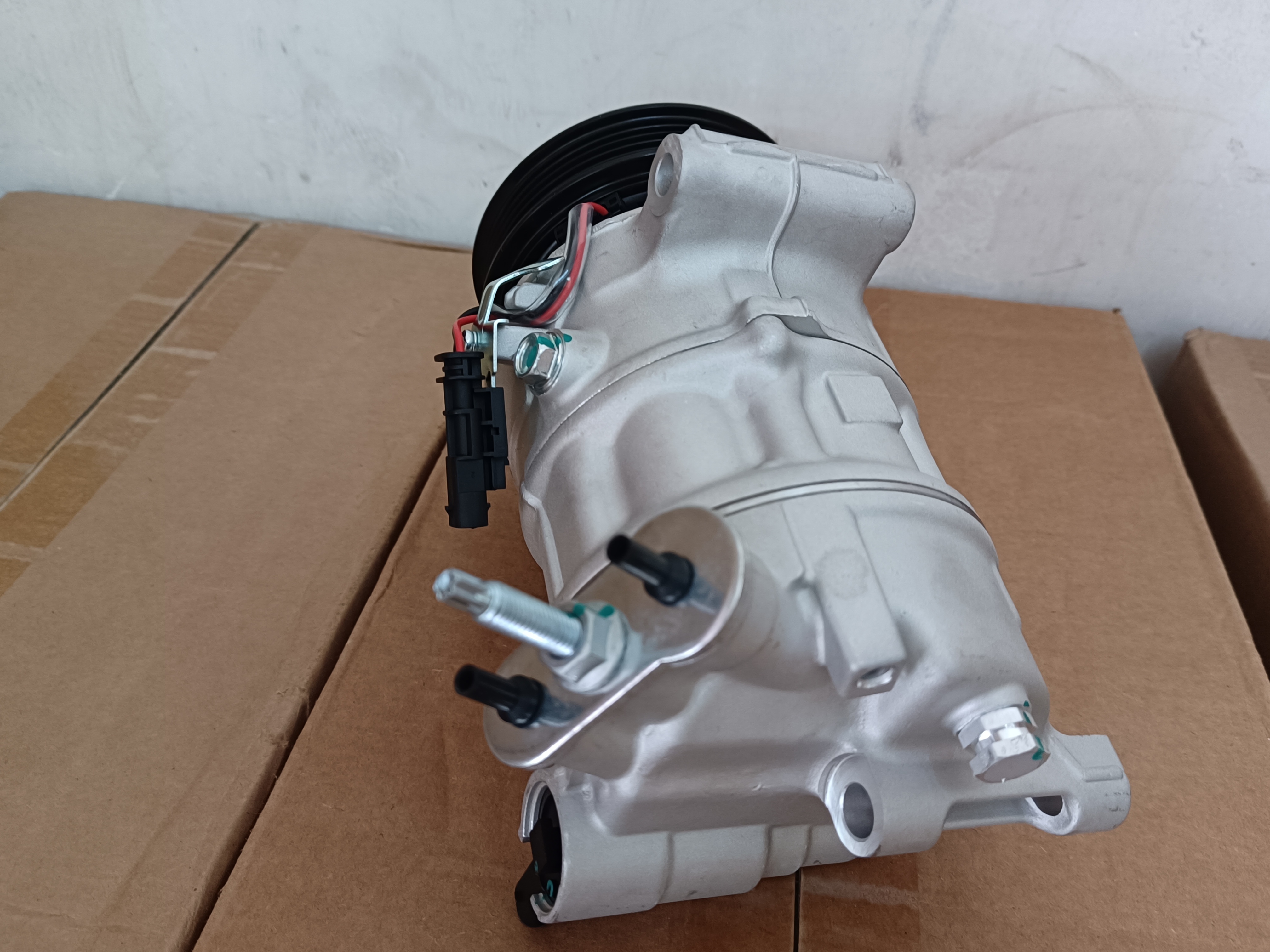 Auto AC Conditioning Compressor For General Motors Cadillac CT5 CT4 2.0 84806600 TX3045