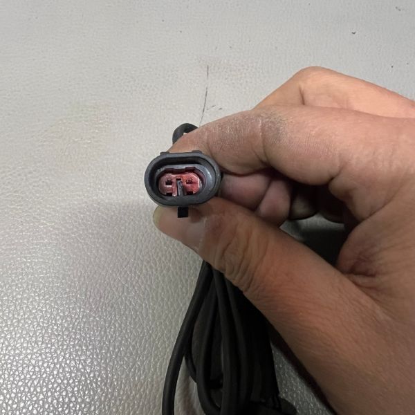 Yutong Bus HC6S-120 Transmission Neutral Switch Reliable Start Key Component Bus Spares