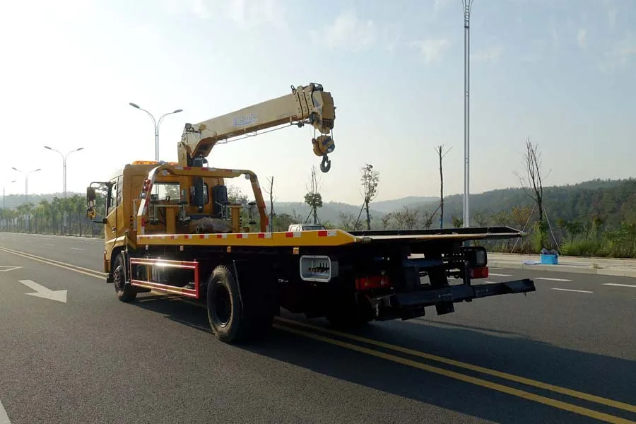 5tons 6tons 8tons Platform Towing Truck , Road Wrecker Vehicle
