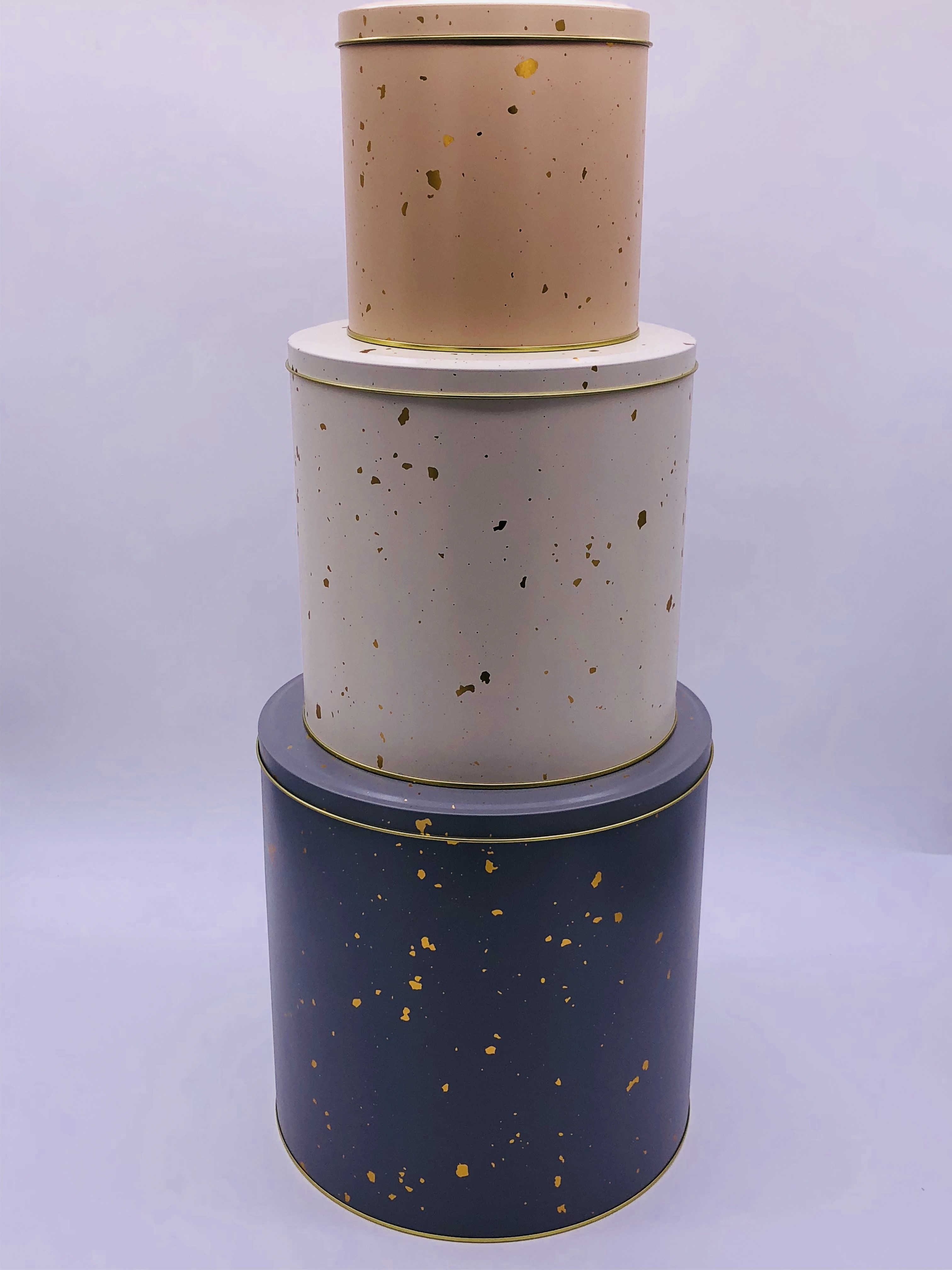 Fashionable Cylindrical Round Tin Box , CMYK Color Tin Packaging Box