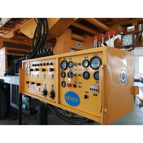 Full Hydraulic Truck Type Water Well Drilling Equipment 132kw Diesel Engine Power