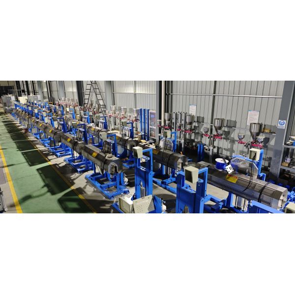 2-Meter Electric Vulcanizing Oven with Pneumatically Liftable Heating Chamber and Stainless-Steel Heating Elements