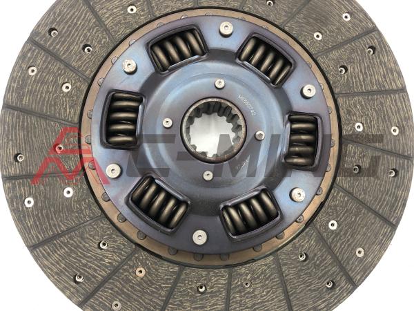 ME550742 FV419 Mitsubishi Clutch Kits 380x240x14x48