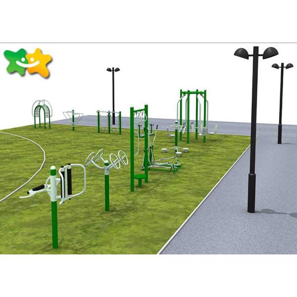 Цвета оборудования разминки спортивной площадки сада яркие коррозионностойкие