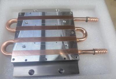 refrigerar líquido da água de 115*158*20 milímetro chapeia a placa fria personalizada do tubo de cobre com os encaixes para a máquina do laser