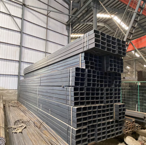 JIS Q235 Welded Square Steel Pipe Rectangular ERW MS Iron 1 - 10mm