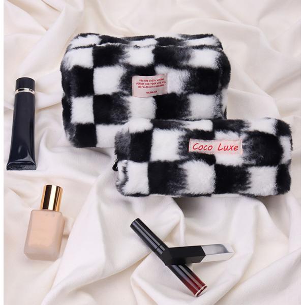 Large Capacity Gingham Makeup Pouch with Customized Color and Towel Embroidery Logo