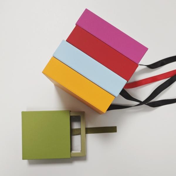 Badge Jewelry Pull-Out Packaging Box PE Film Suspension Jewelry Storage Packaging Display Box