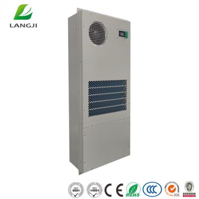 A porta industrial do condicionador de ar R134a AC220V do armário montou