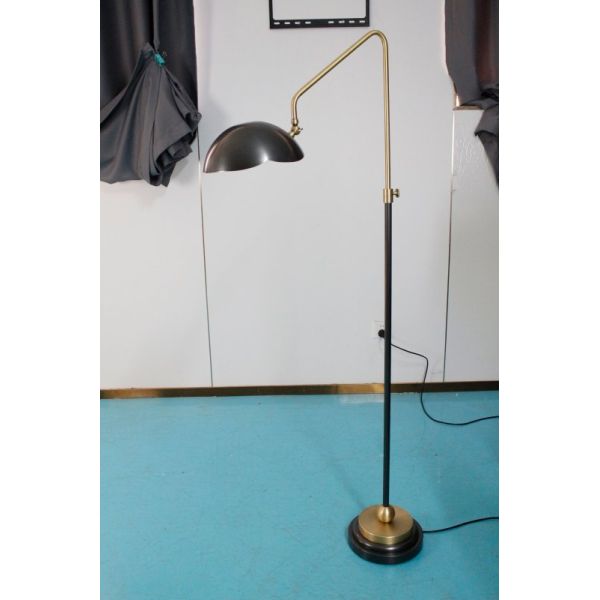 Modern Adjustable Height Floor Lamp with Brass and Steel Construction and 3500K Warm White LED Lighting