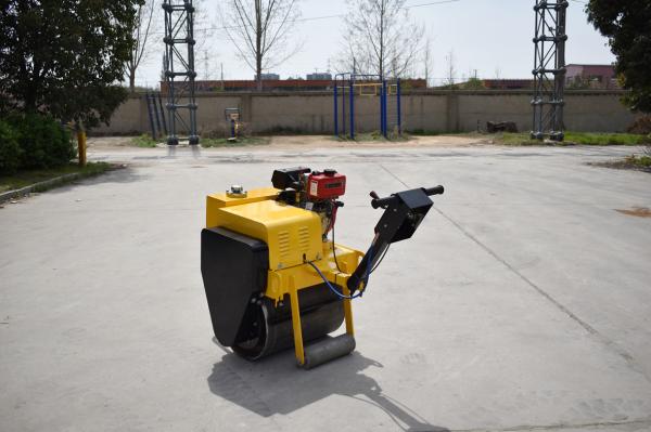 Diesel Asphalt 8.0HP 3.5KM/h Vibratory Compactor Road Roller