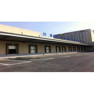 Электрические промышленные секционные двери с 40 мм дверной панелью 450 Н/м2 ветровой нагрузки